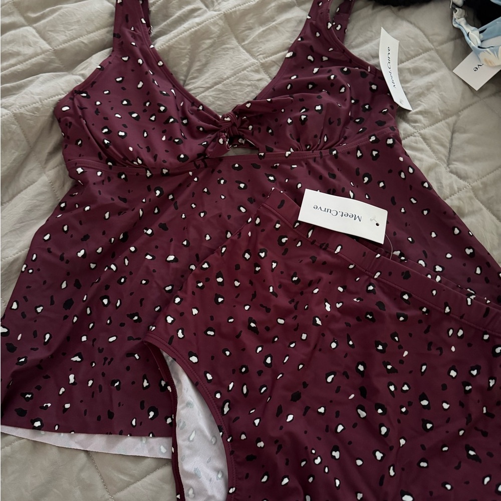 Meet Curve: Red Tie Front Adjustable Straps Tankini (Top: XL Bottom: L)